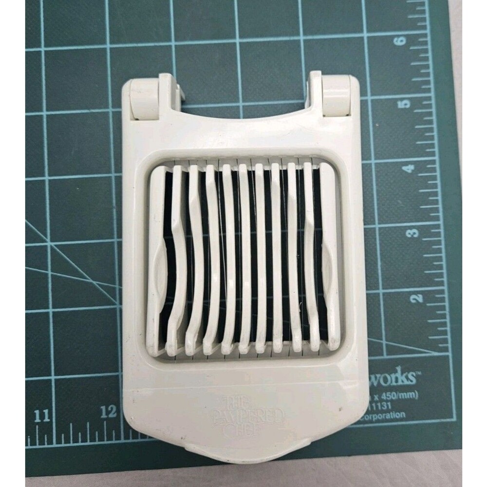 The Pampered Chef Egg Slicer With Nylon Stainless Steel White #1182 USA Made